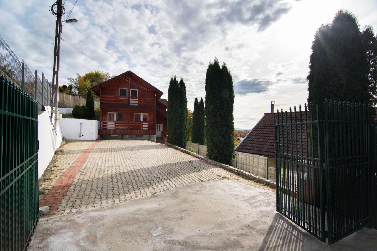 Casa Domneasca Baia de Fier Exterior foto