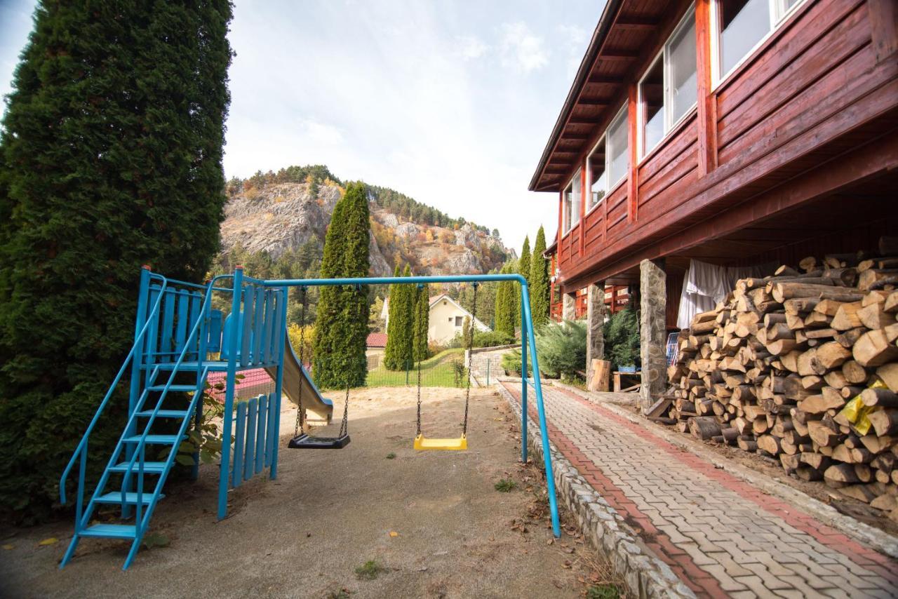 Casa Domneasca Baia de Fier Exterior foto